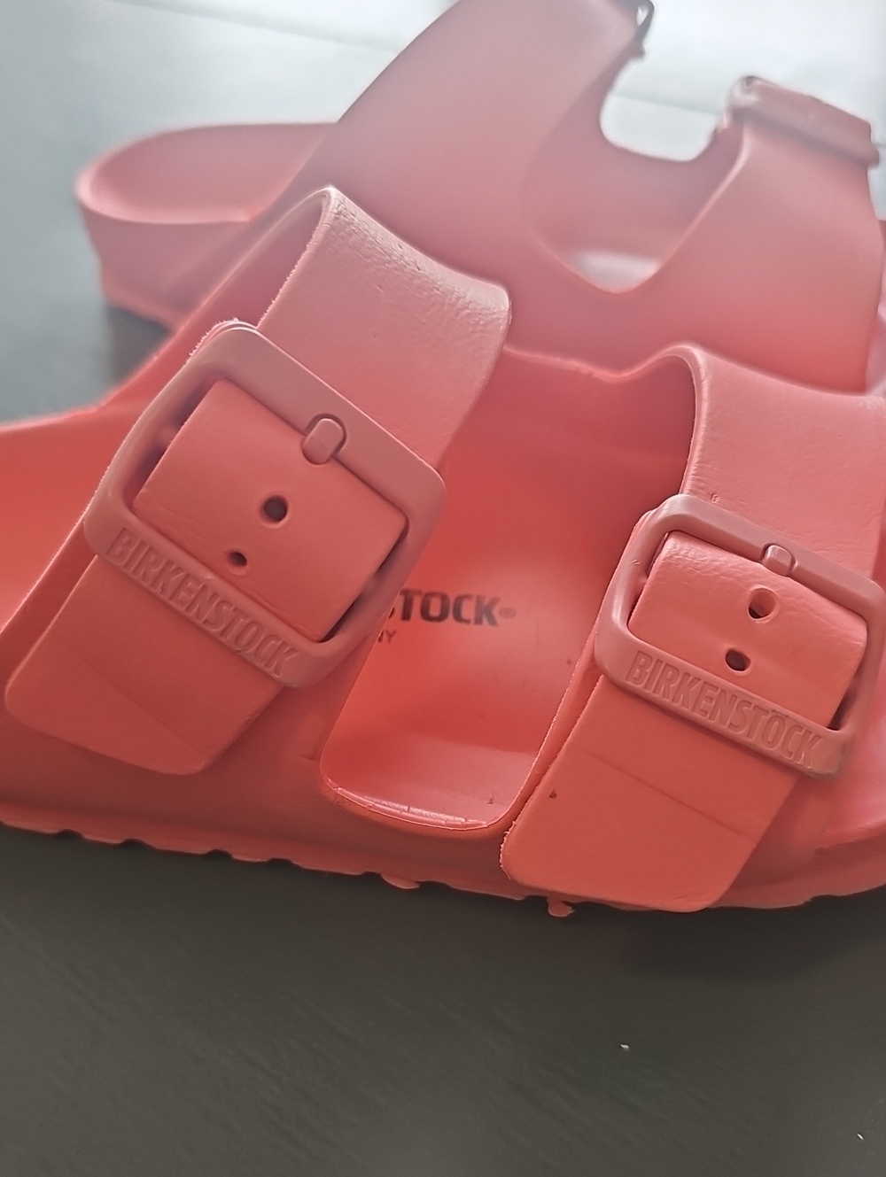 Birkenstock Slide Sandals Made In Germany. Size 38(7.5) in Coral Pink. Nice Cond - Picture 2 of 8